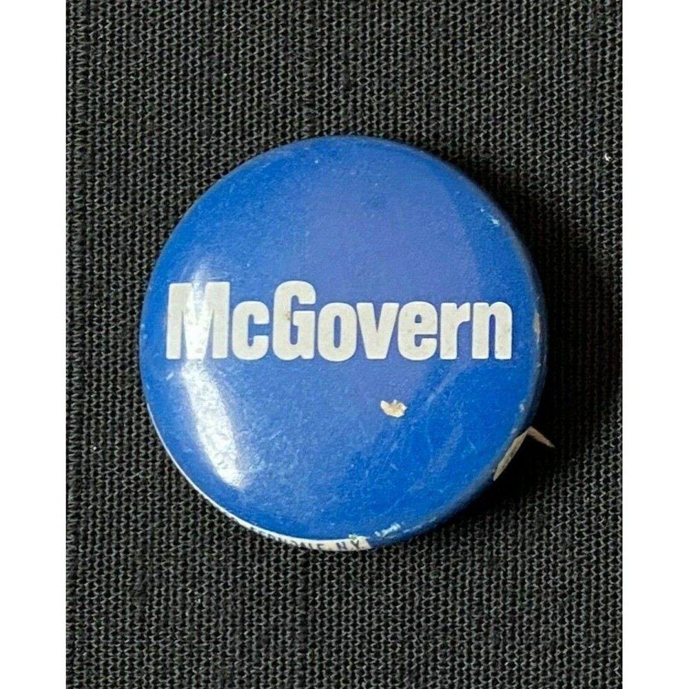 1972 McGovern Blue Button VINTAGE - Small